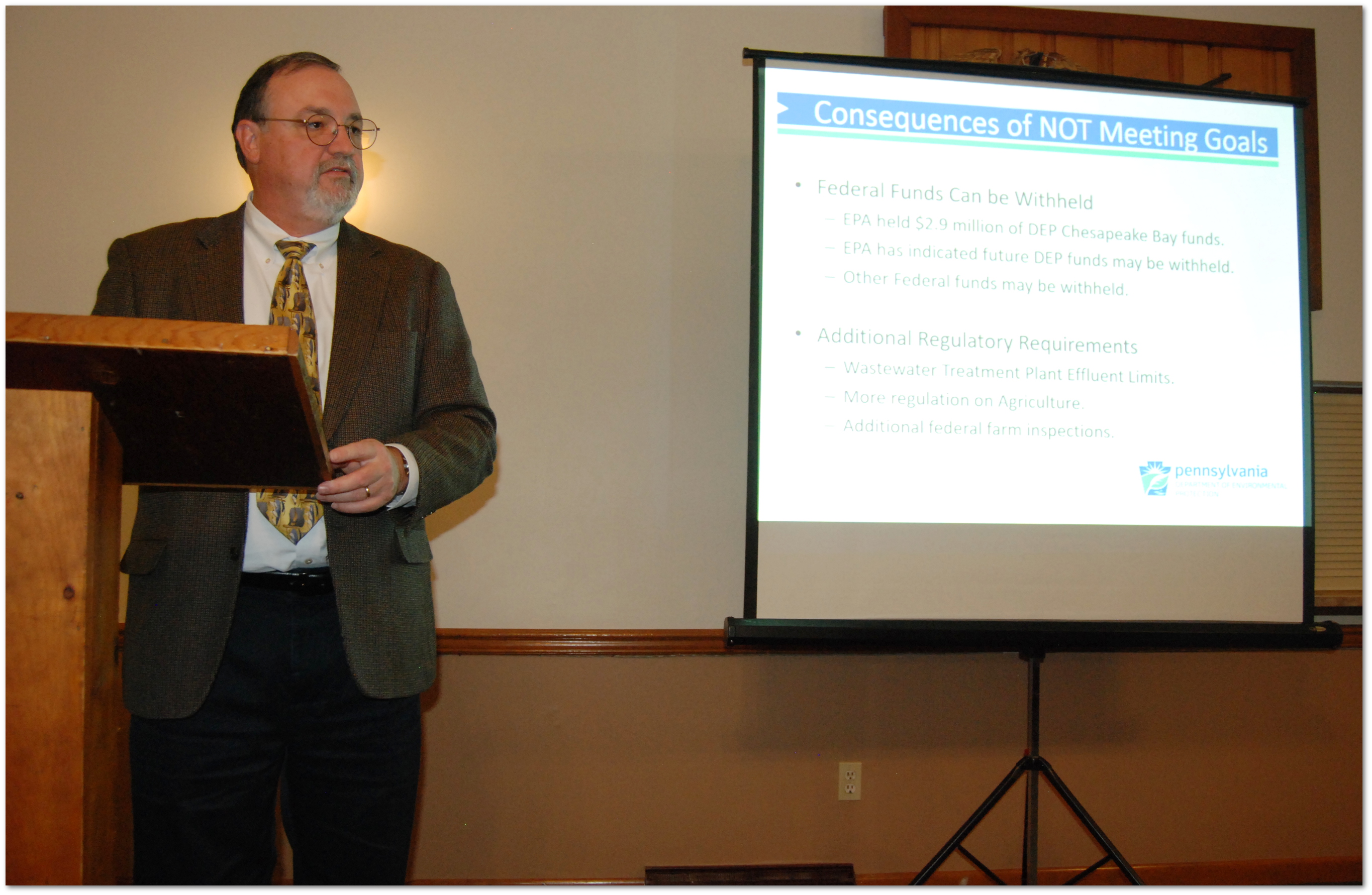 PA Department of Environmental Protection’s Steve Taglang speaks about the Chesapeake Bay Reboot at the Susquehanna County Conservation District (SCCD) awards banquet on November 1, 2016. Photo provided by SCCD.